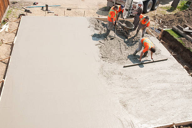 Best Concrete Leveling Services  in Dexter, MO